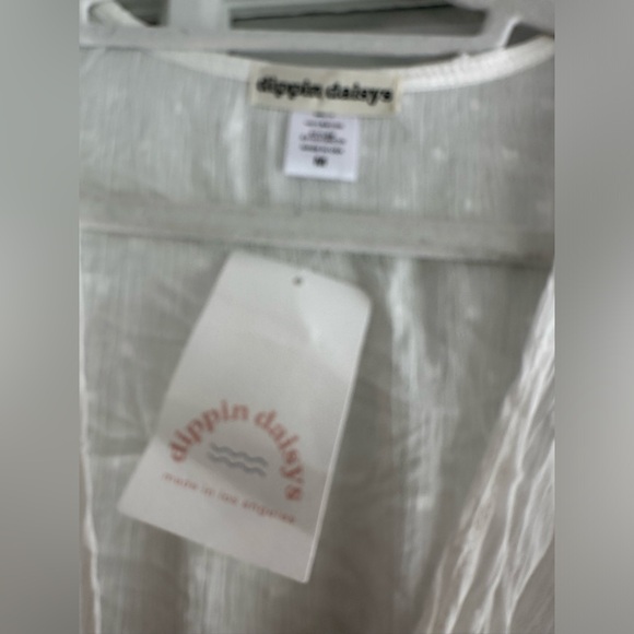Dippin’ Daisies white swim coverup with front slit- Size M- NWT - Picture 2 of 5